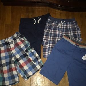 ⭐️4/$20 Set of 4 pair of boys shorts size 14/16